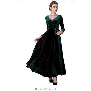 Long Sleeve Emerald Velvet Dress